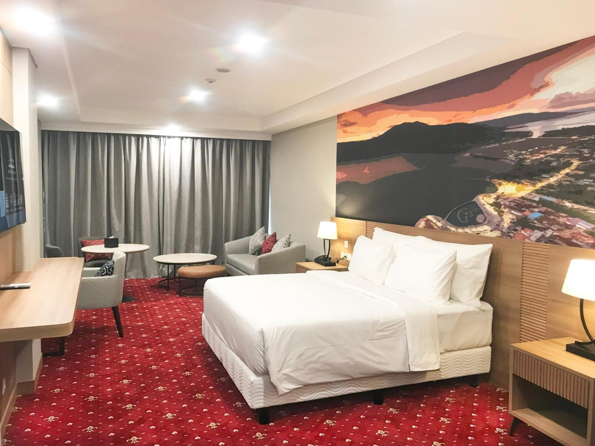 Labersa Hotel & Convention Center Samosir Sinapuran Exterior foto