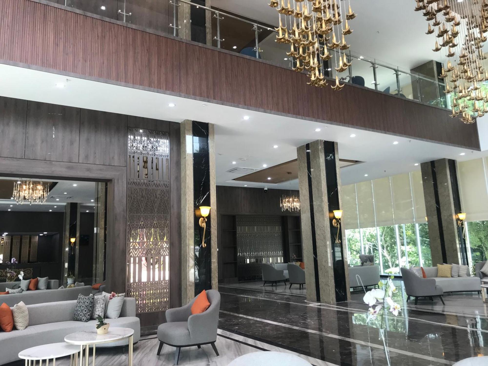Labersa Hotel & Convention Center Samosir Sinapuran Exterior foto